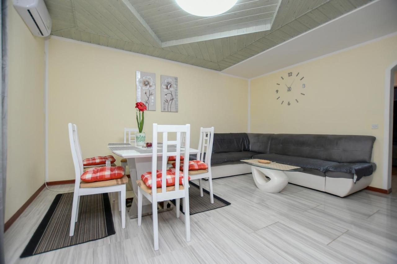 Apartments Katja بوريتش المظهر الخارجي الصورة